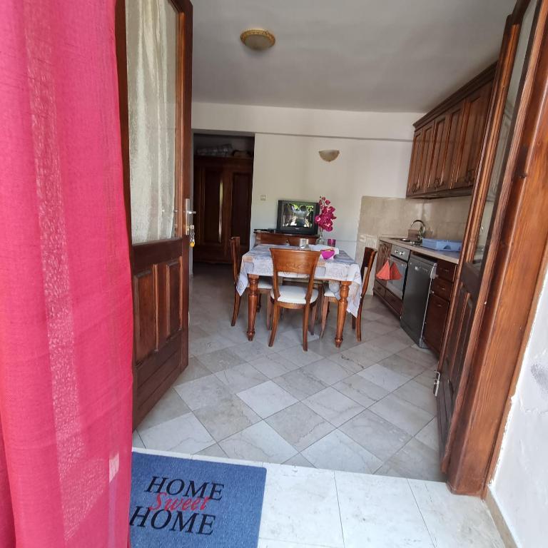 Apartman Jovan2,on the beach with free Wi-Fi — фото 2