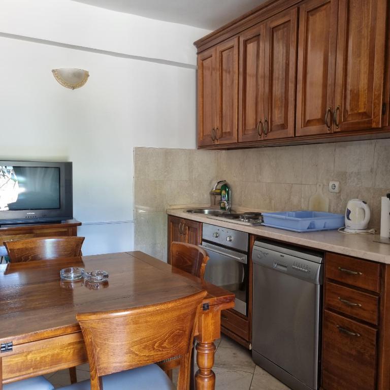 Apartman Jovan2,on the beach with free Wi-Fi — фото 4
