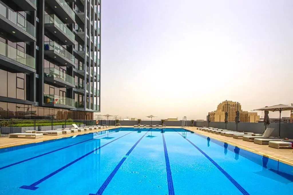 Дубай: 1009 1 Bedroom @ Bloom Towers Jvc with Great View