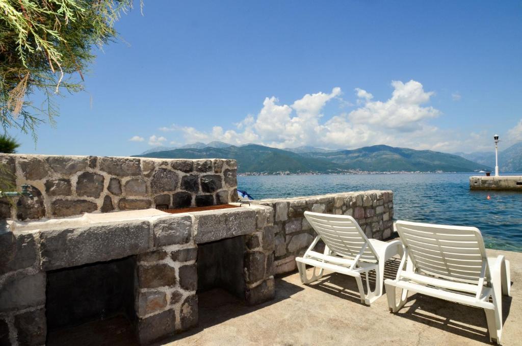 Крашичи: Leut Stone Residence
