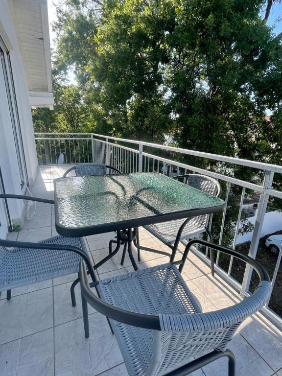Ульцинь: Days Inn Long Beach