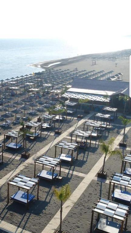 Ульцинь: Days Inn Long Beach