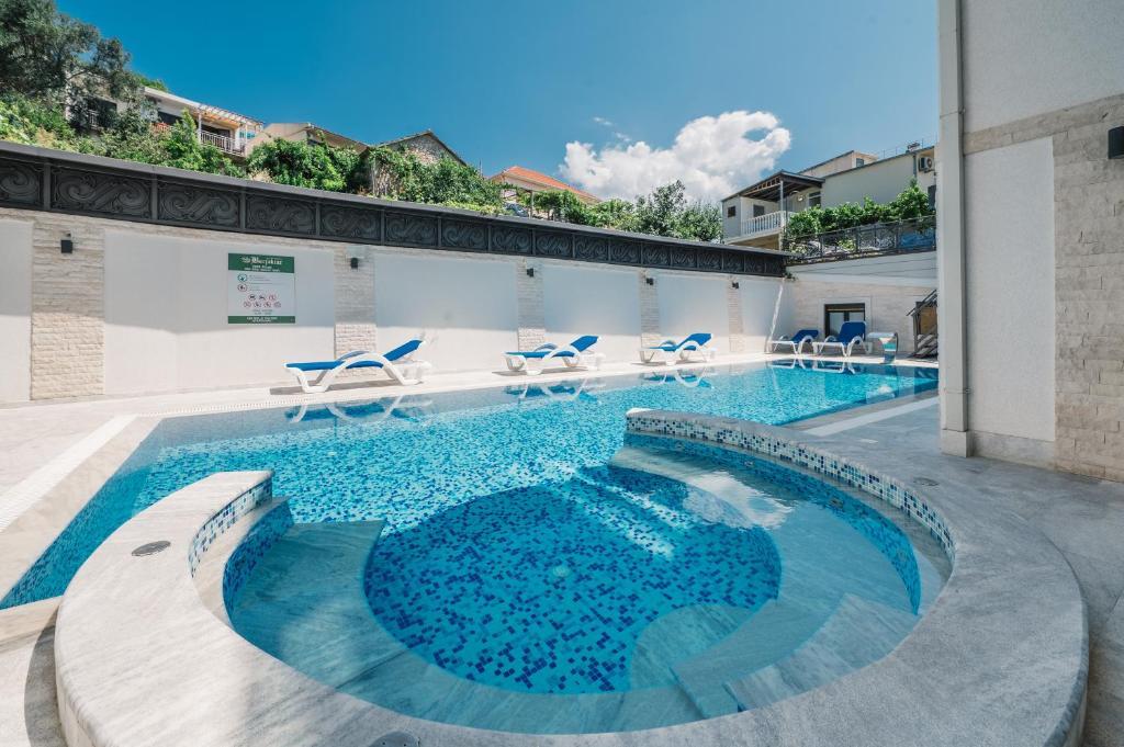 Ульцинь: Barjaktar - Luxury Suites & SPA
