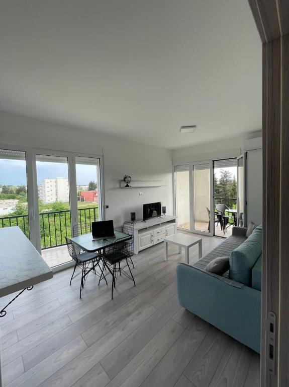 Ульцинь: Apartman 36