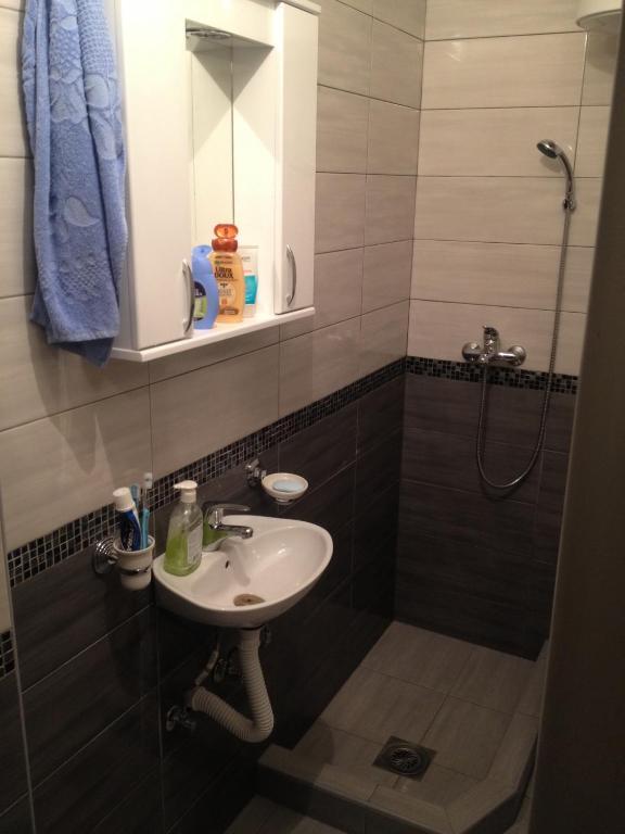 Сутоморе: Apartman Sutomore 8 osoba