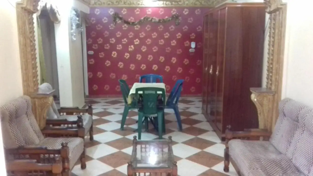A 3-Br Apt with Fp in Alex - 20 Mins From the Sea — фото 1