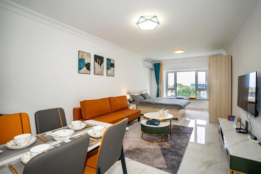 Циньхуандао: Locals Apartment Inn 15