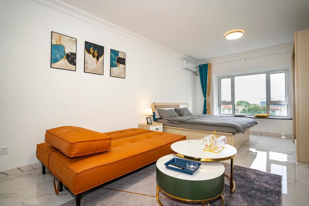 Циньхуандао: Locals Apartment Inn 15
