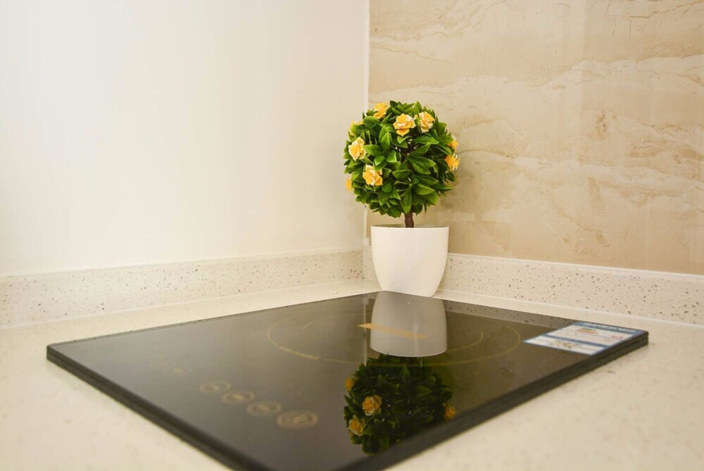 Циньхуандао: Qinhuangdao Tinghaiju Seaview Apartment