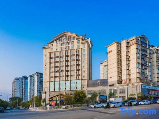 Banshan Hotel — фото 1