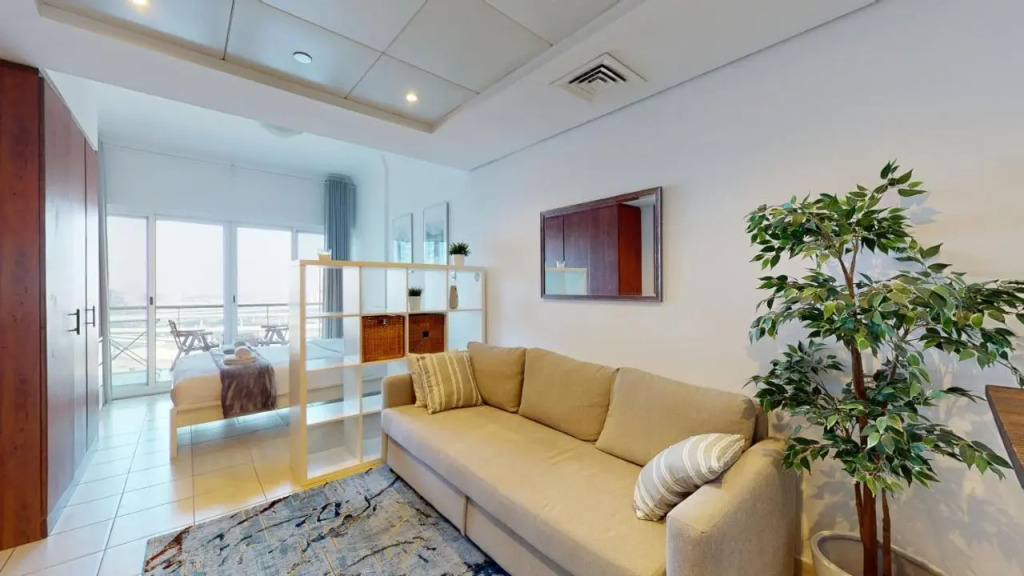 Дубай: Lv13 - Elegant Studio in Lake View Tower