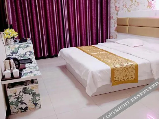 Чжэнчжоу: Dengfeng Yiyuan Hotel