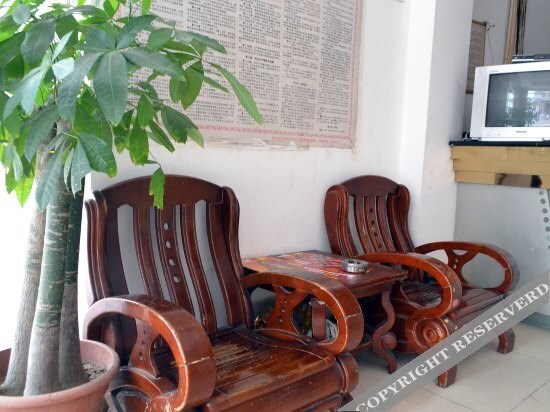 Янгиианг: Jinyi Hotel