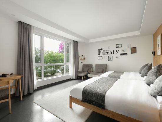 Баошань: Tengchong Nansu · Timeli Lakeside Yard