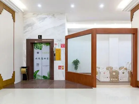 Лунъянь: Manzhou Hotel (Yongding Tulou Huading Branch)