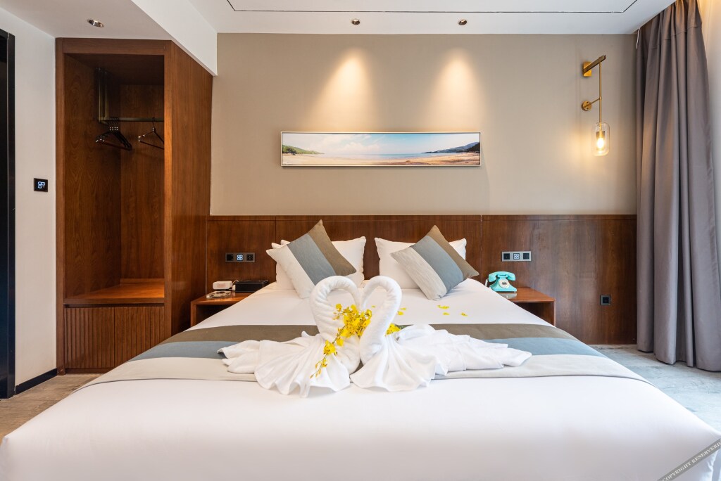 Бэйхай: Yintan Zeyinju Hotel