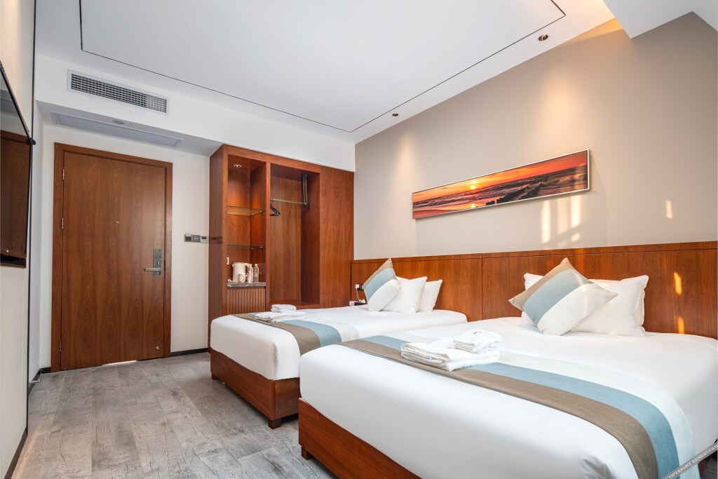 Бэйхай: Yintan Zeyinju Hotel