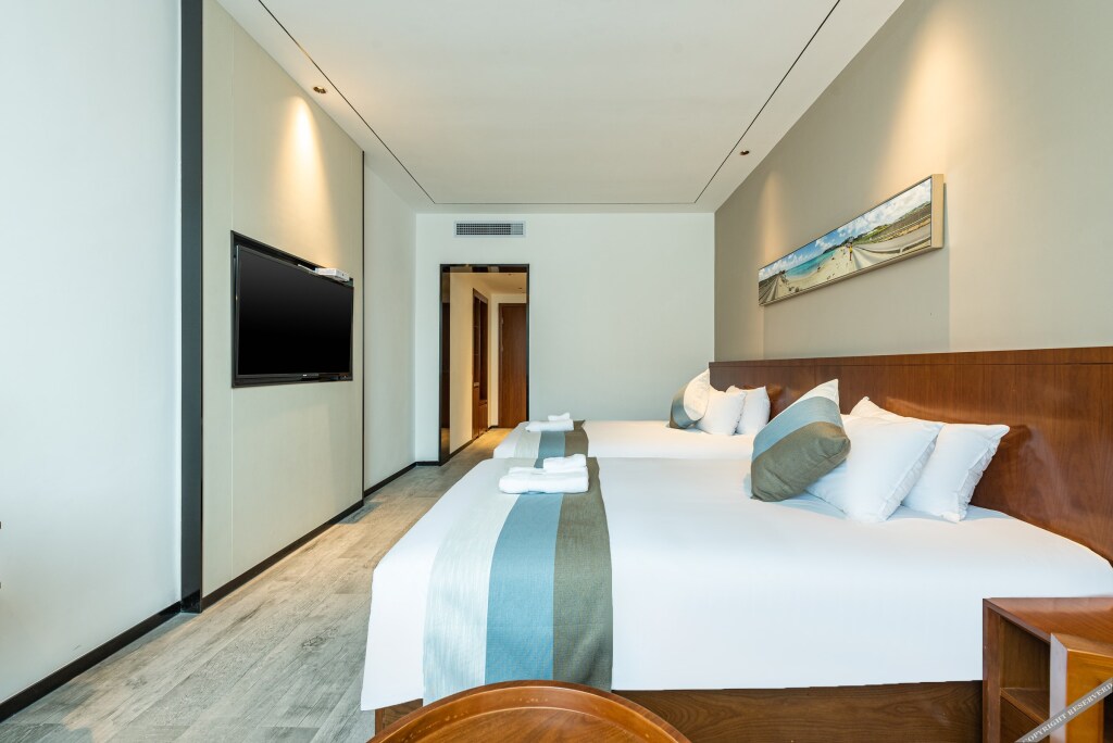 Бэйхай: Yintan Zeyinju Hotel