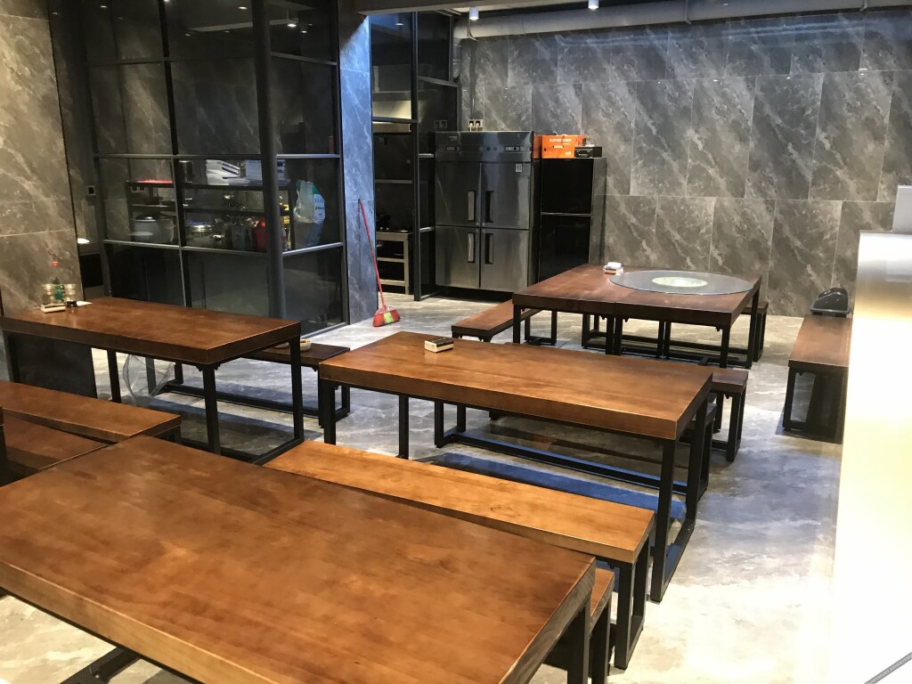 Бэйхай: Yintan Zeyinju Hotel