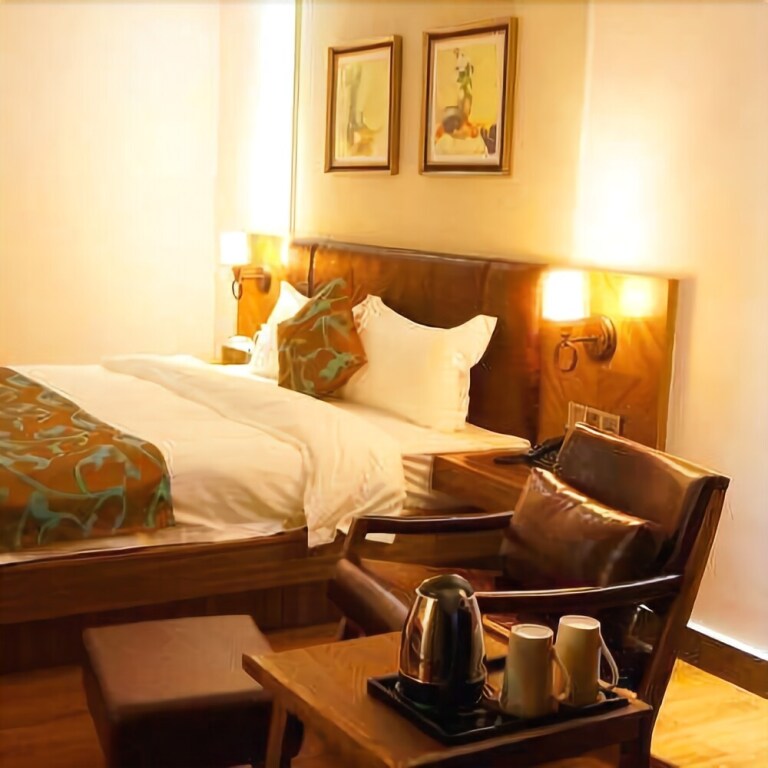Янгиианг: Mingju Holiday Hotel