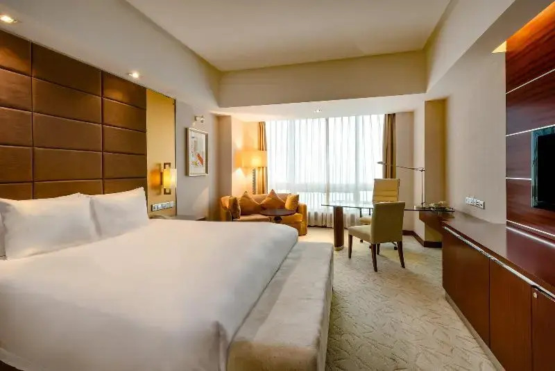 Яньтай: Crowne Plaza Yantai Sea View Yantai