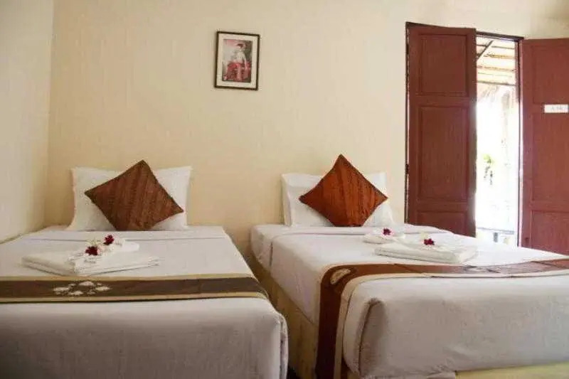 Паттайя: Inrawadee Resort