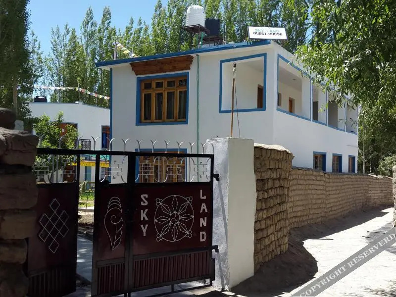 Лех: Skyland Guest House