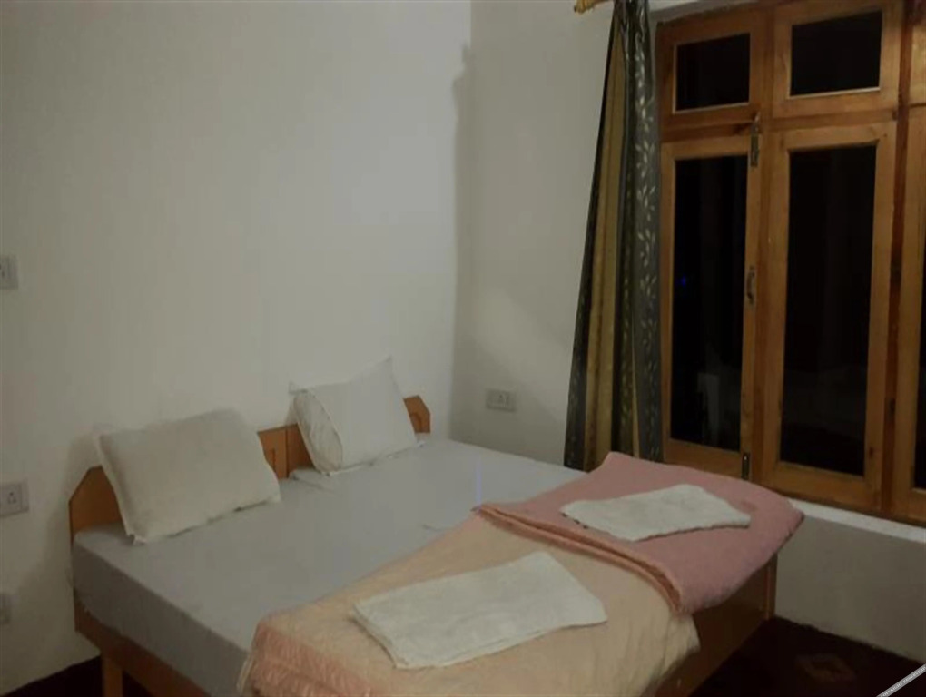 Лех: Skyland Guest House
