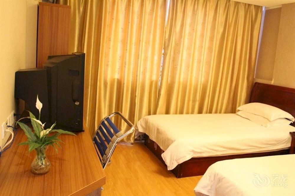 Шанхай: Shanghai Yiting 6+e Hotel (Dongfang Road Branch)
