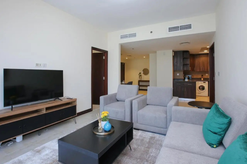 Дубай: Goldcrest Views - 2br Apartment - Allsopp&Allsopp