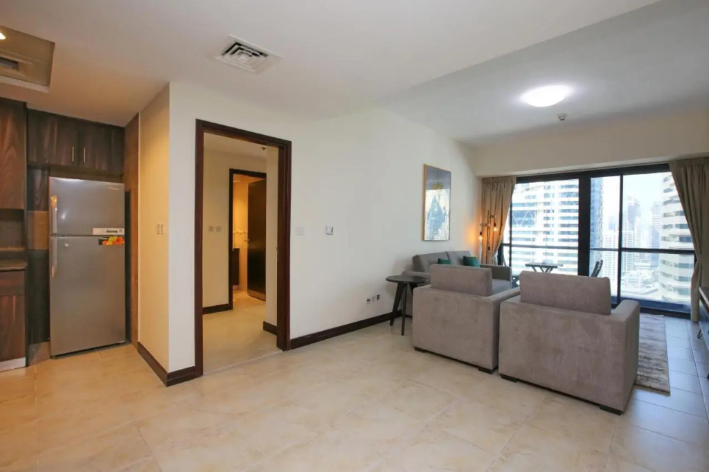 Дубай: Goldcrest Views - 2br Apartment - Allsopp&Allsopp