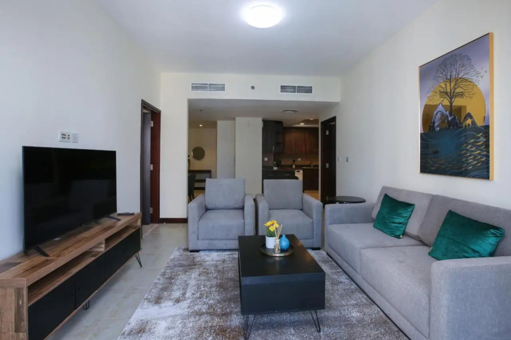 Дубай: Goldcrest Views - 2br Apartment - Allsopp&Allsopp