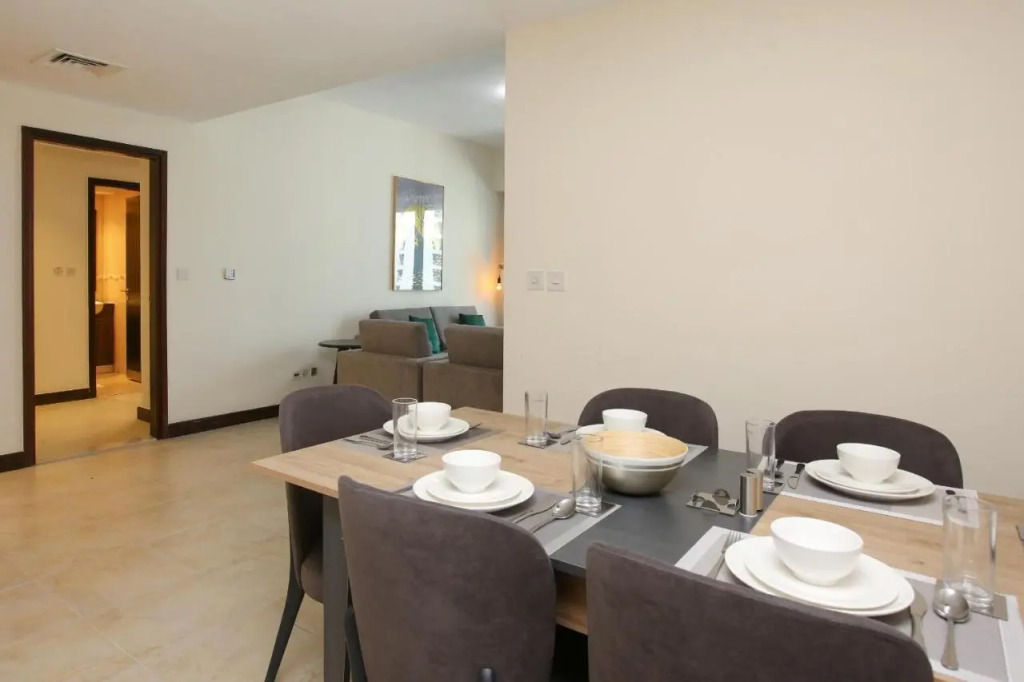 Дубай: Goldcrest Views - 2br Apartment - Allsopp&Allsopp