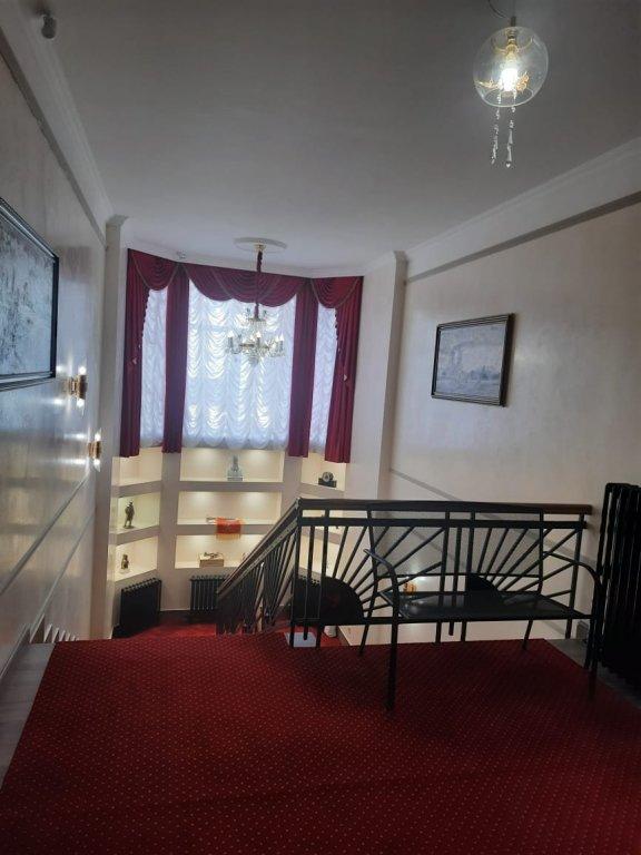 Омск: Отель "Партком"