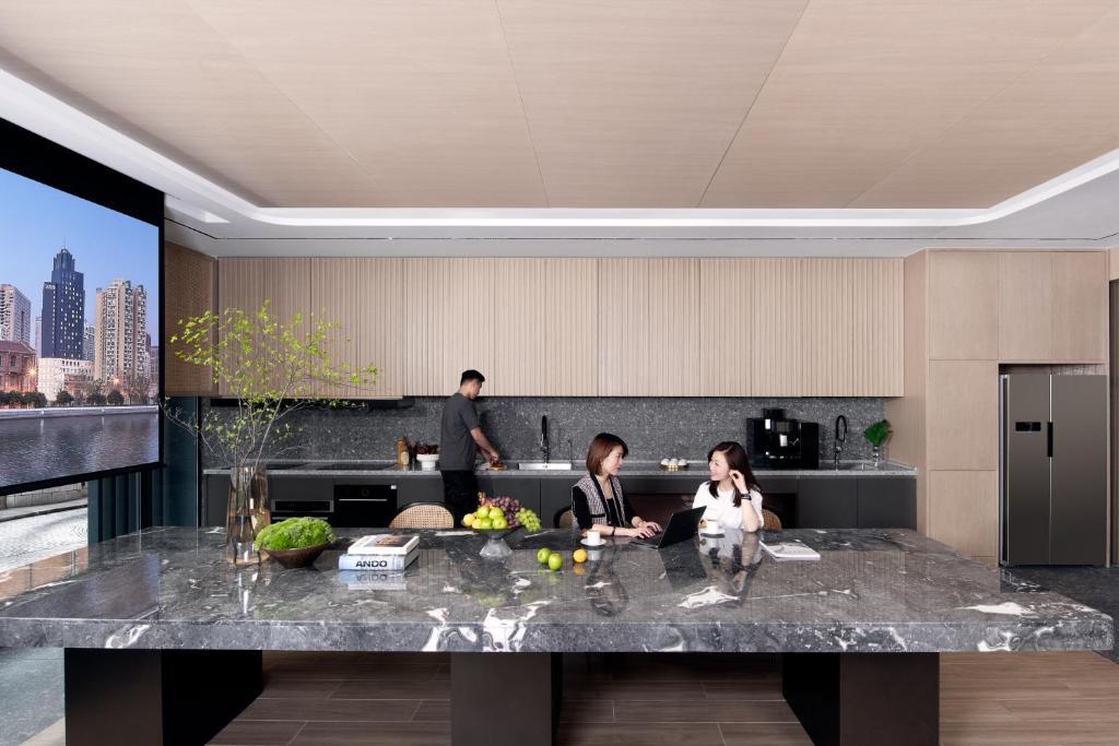 Пекин: base-GONGTI Serviced Apartment