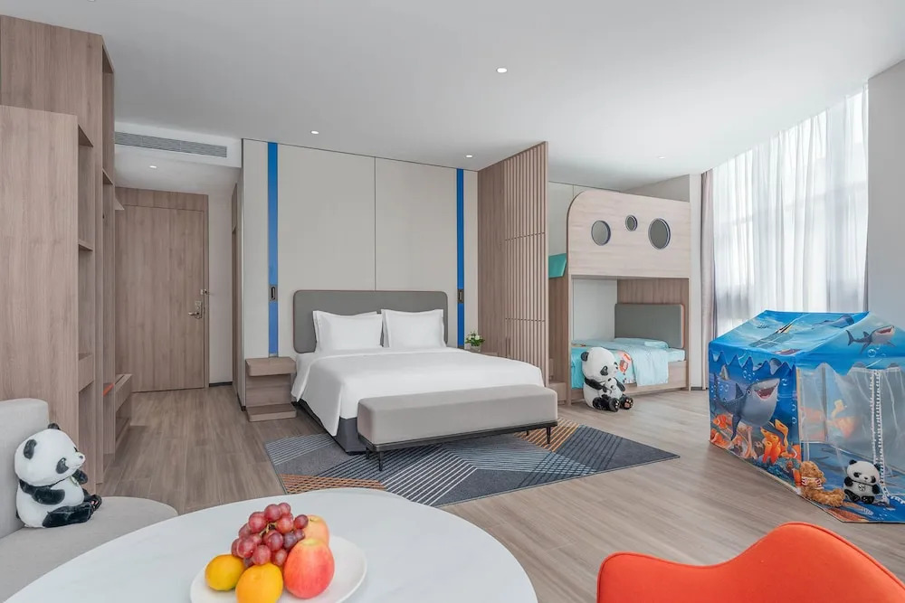 Holiday Inn Express Yinchuan Yuehai, an IHG Hotel — фото 4