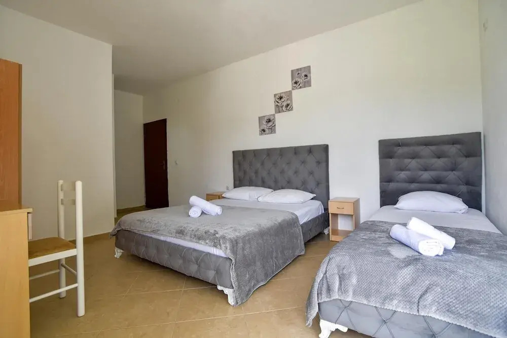 Ульцинь: Flat w Garden 5 min to Miami Beach in Ulcinj