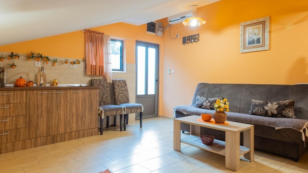 Доброта: Nature View Cozy Flat 1 min to Sea in Kotor