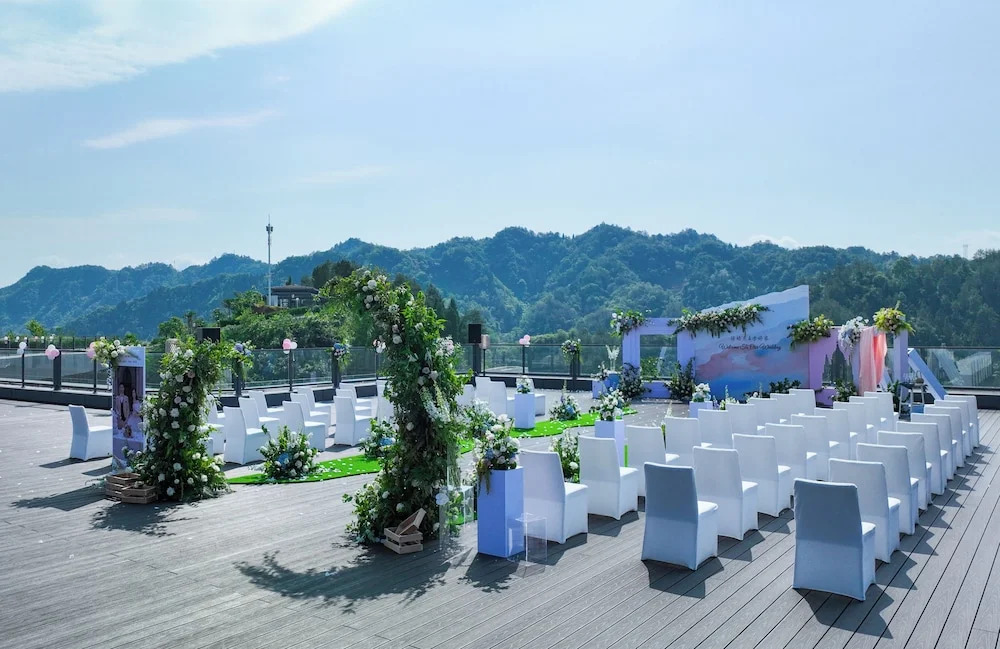 Сянси: Wyndham Grand Plaza Royale Hot Springs Fenghuang