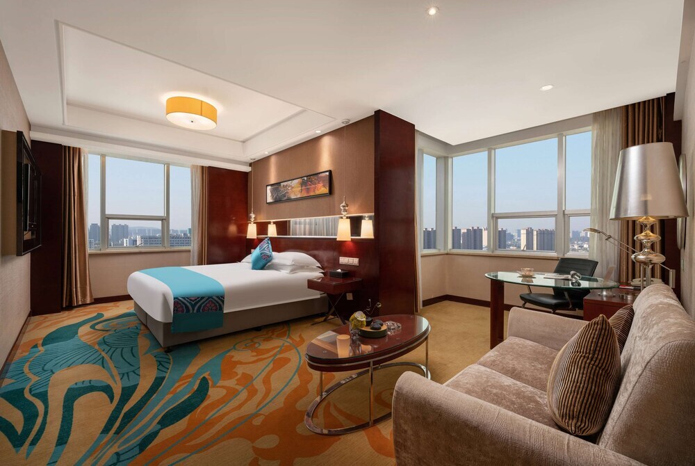 Цзыбо: Ramada Zibo