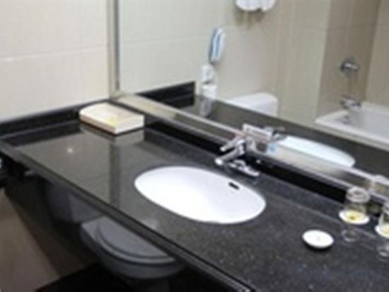 Сучжоу: Super 8 Hotel Suzhou Taicang Taiping Sout Road