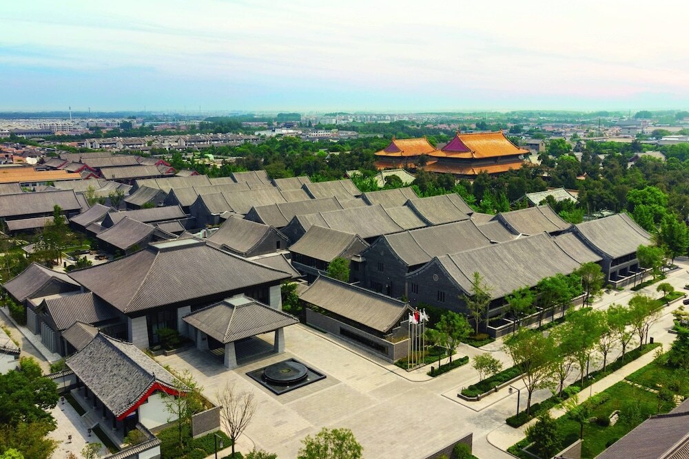 Цзинин: Jw Marriott Hotel Qufu