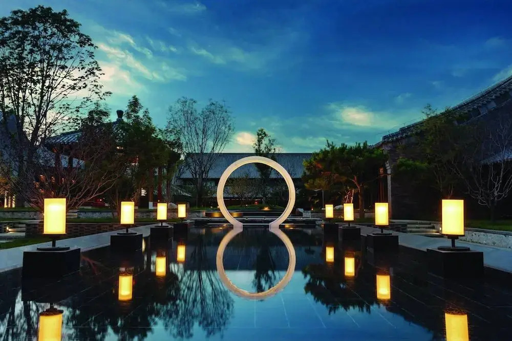 Цзинин: Jw Marriott Hotel Qufu