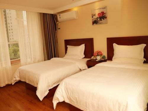 Лоян: GreenTree Inn Luoyang Luolong District University City Zhangheng Street Express Hotel