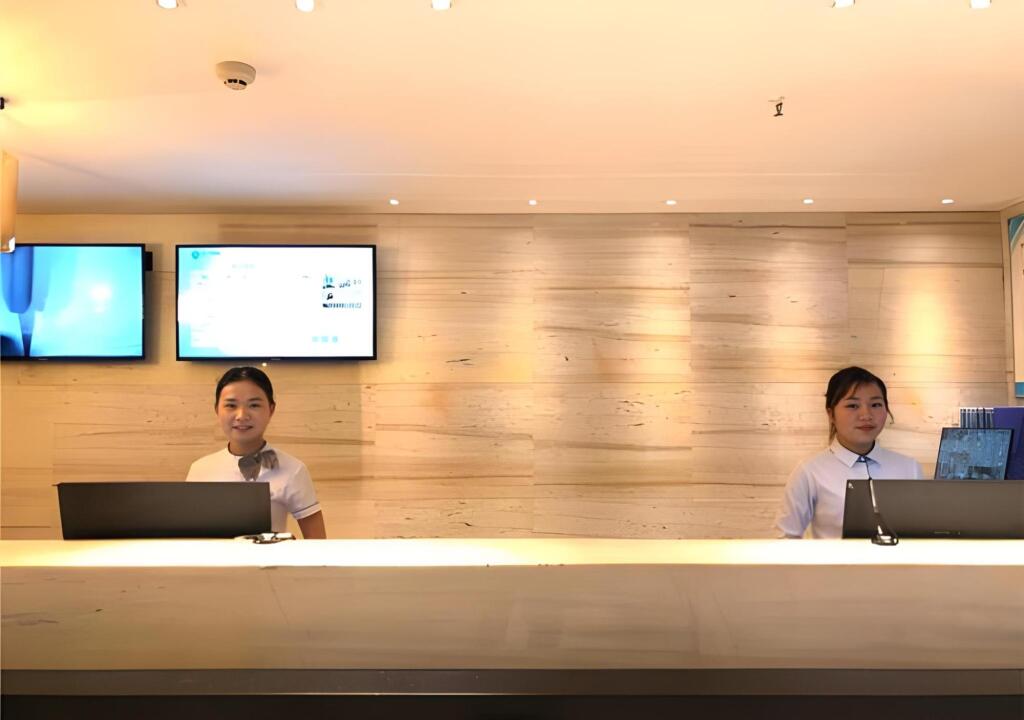 Эчжоу: City Comfort Inn Ezhou Hengda