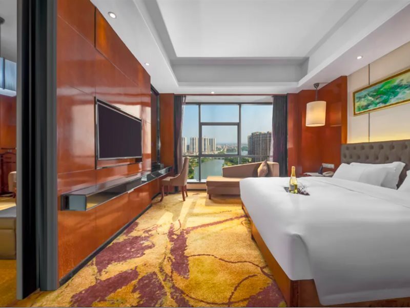 Йиян: Yuanjiang International Hotel