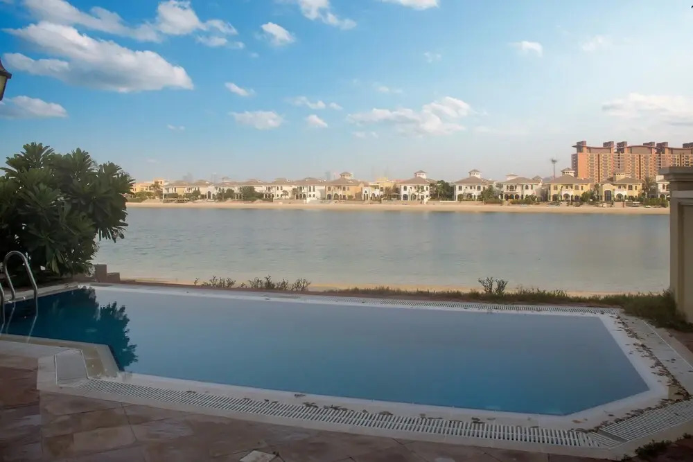 Дубай: FAM Living Villa - Private Beach Palm