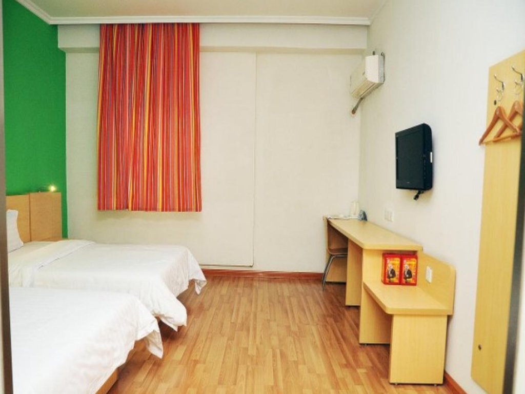 Дунъин: 7 Days Inn Dongying Zibo Road Branch