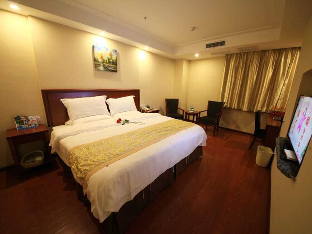 Аньцин: GreenTree Inn AnQing TaiHu County East RenMin Road Cultural Expo Park Express Hotel