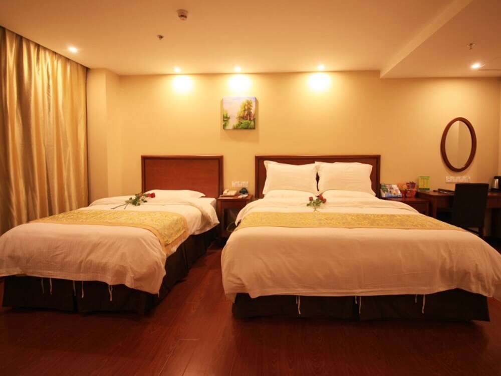 Аньцин: GreenTree Inn AnQing TaiHu County East RenMin Road Cultural Expo Park Express Hotel